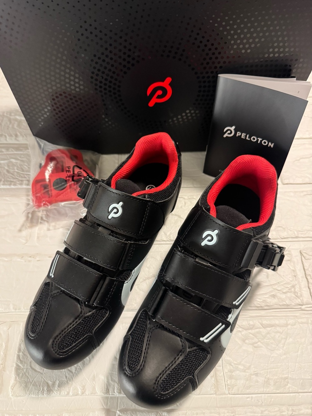 New Peloton Woman’s  Athletic Cycling Shoes - Black with Red Lining Size 37